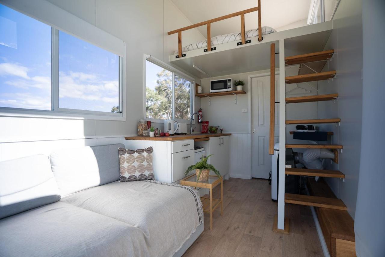 Saddle Camp Tiny House By Tiny Away Villa Braidwood Bagian luar foto